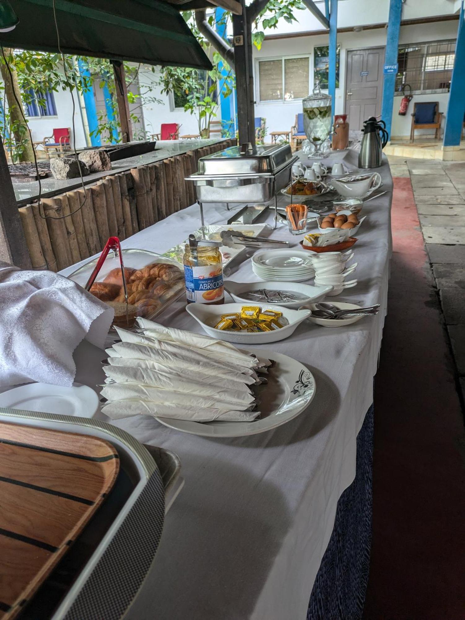 Foyer Du Marin - Deutsche Seemannsmission Douala Eksteriør billede