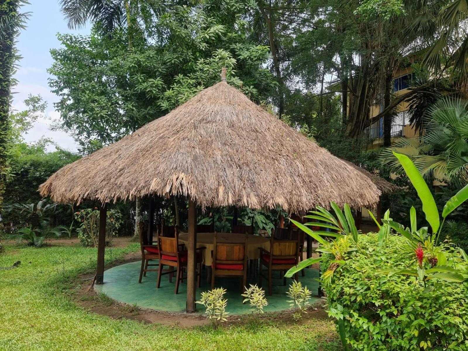 Foyer Du Marin - Deutsche Seemannsmission Douala Eksteriør billede