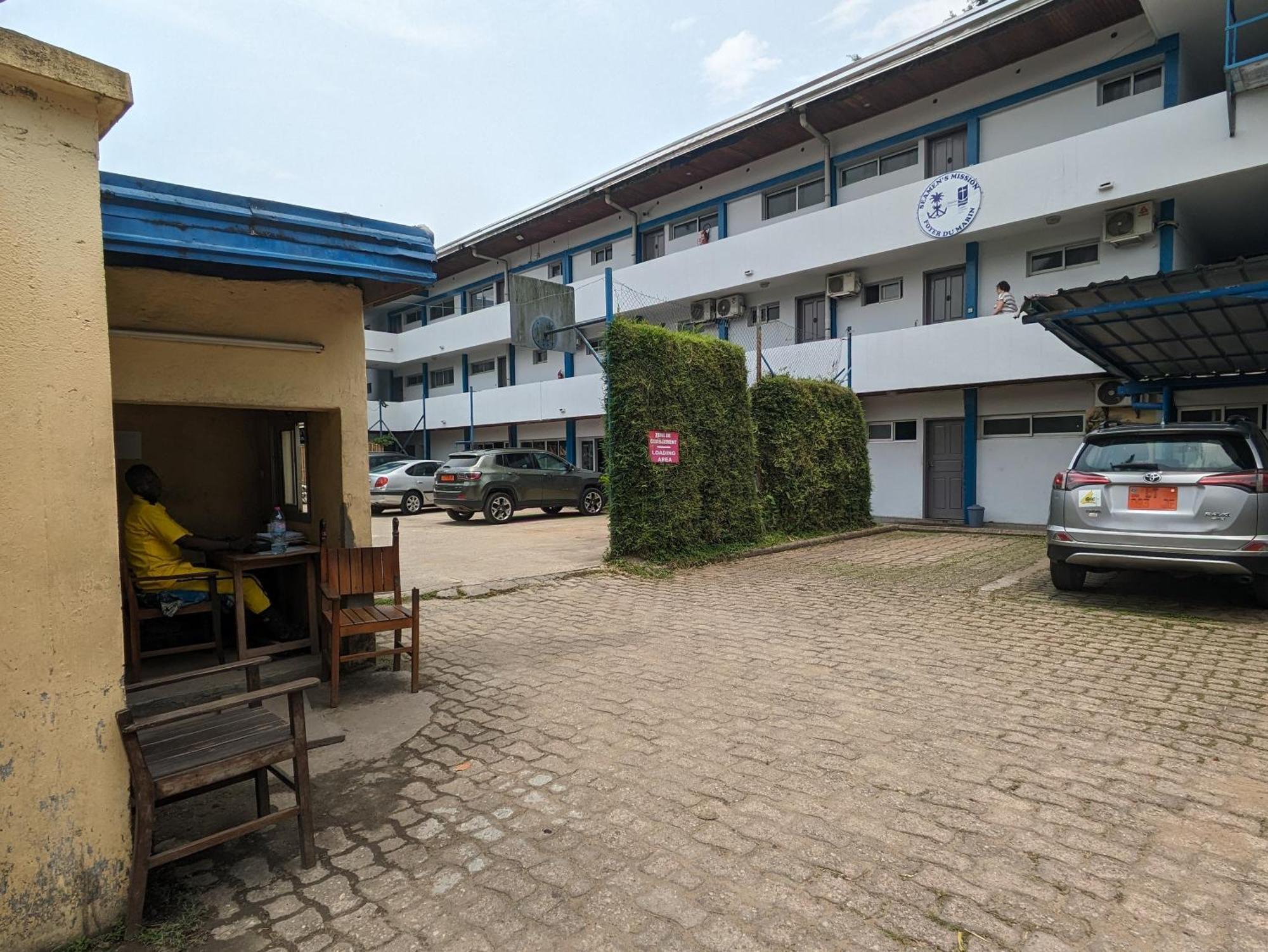 Foyer Du Marin - Deutsche Seemannsmission Douala Eksteriør billede